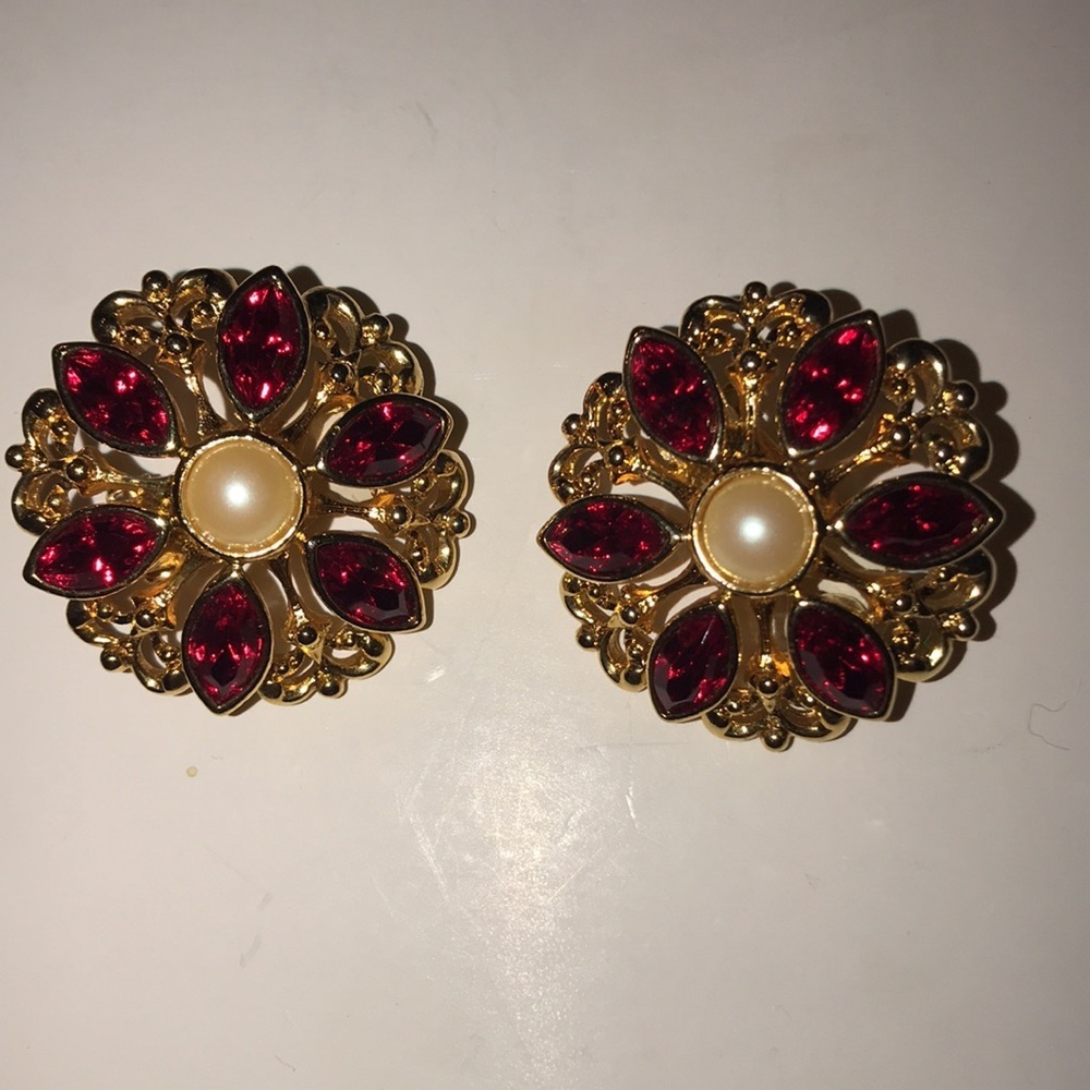 Women’ Vtg Clip-On Earrings